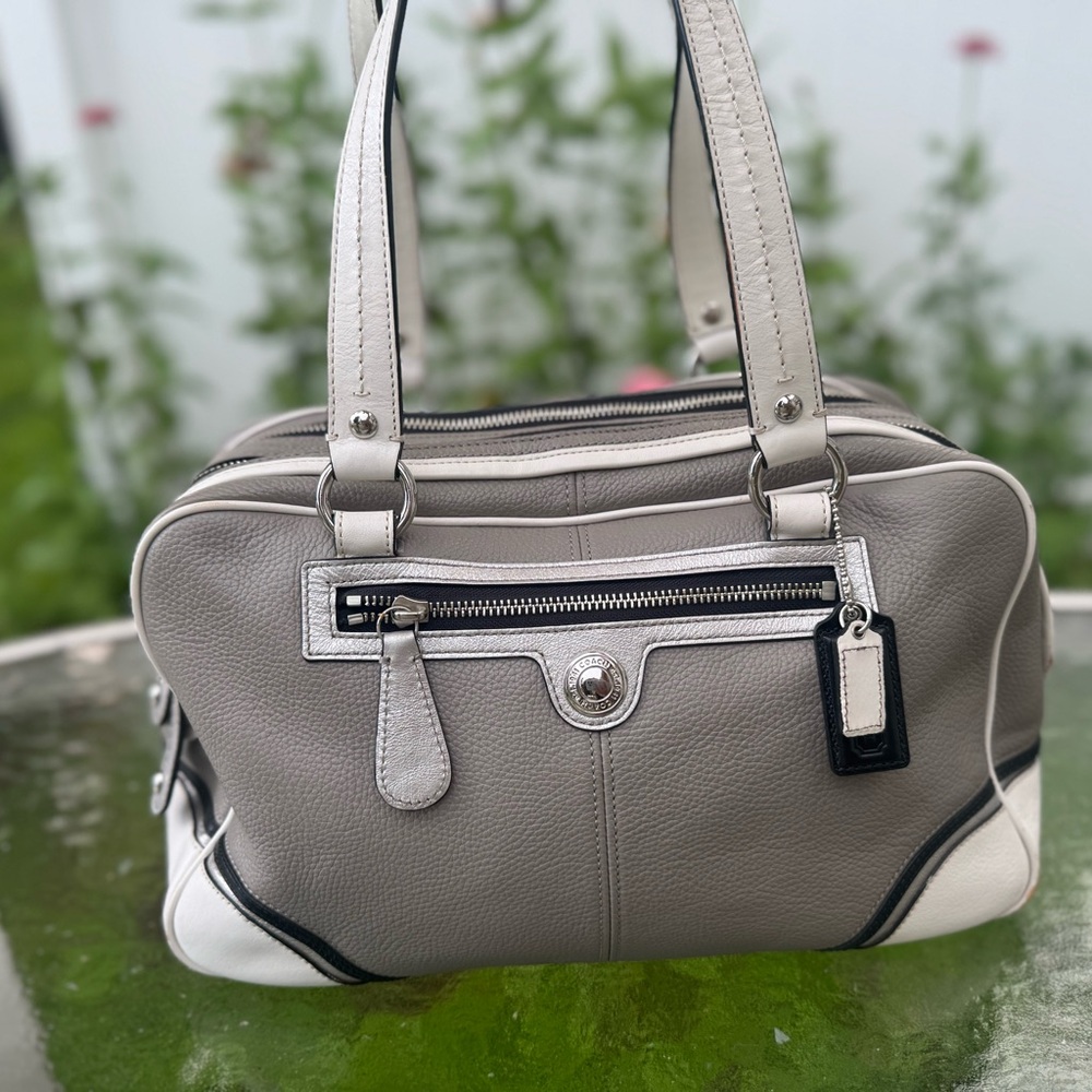 Elegant Gray and Cream Women's Handbag